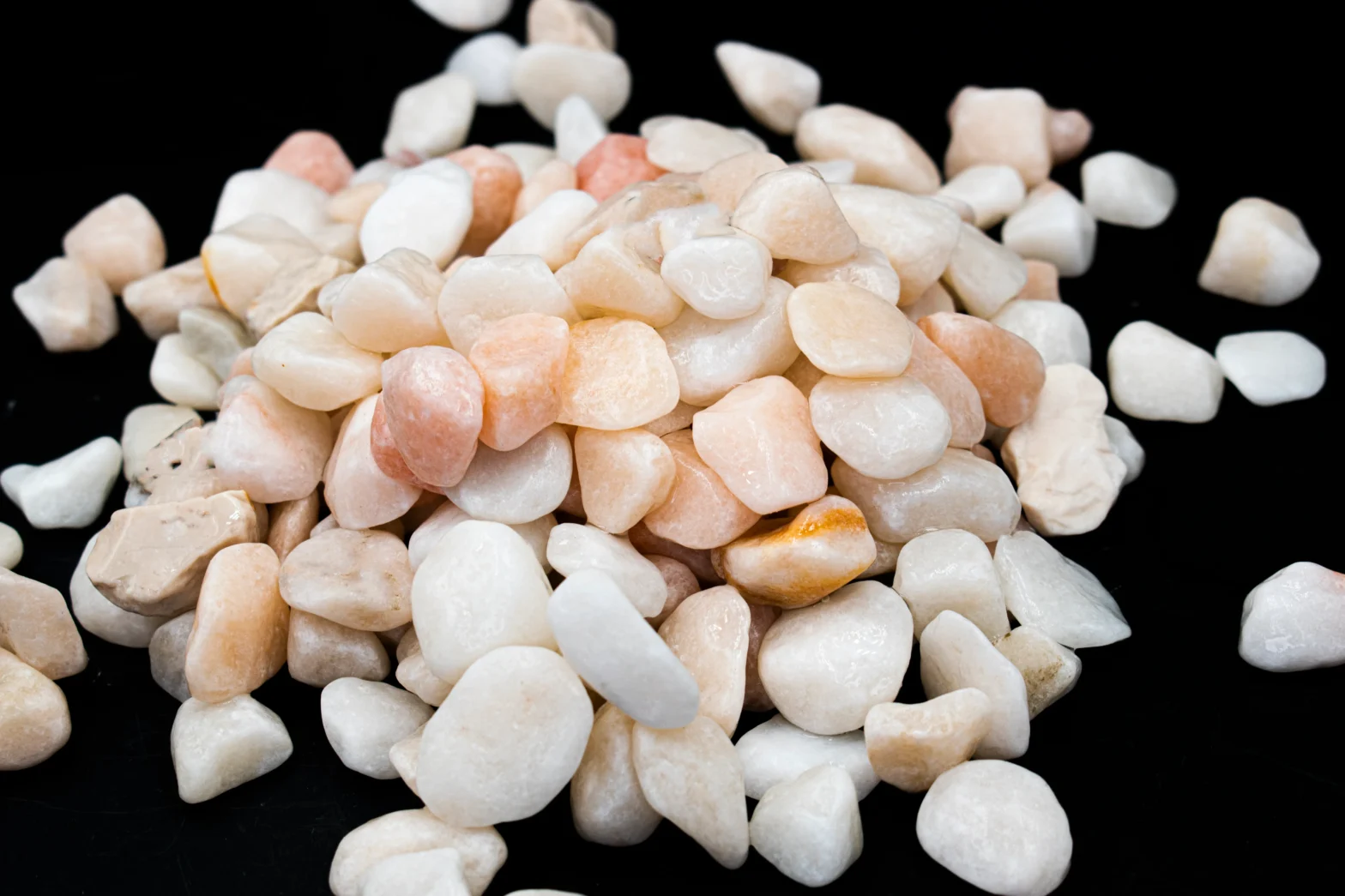 حجر زينة وبحص